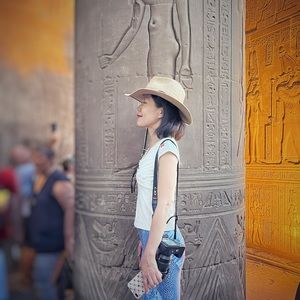 Meet your Posher, Joyce